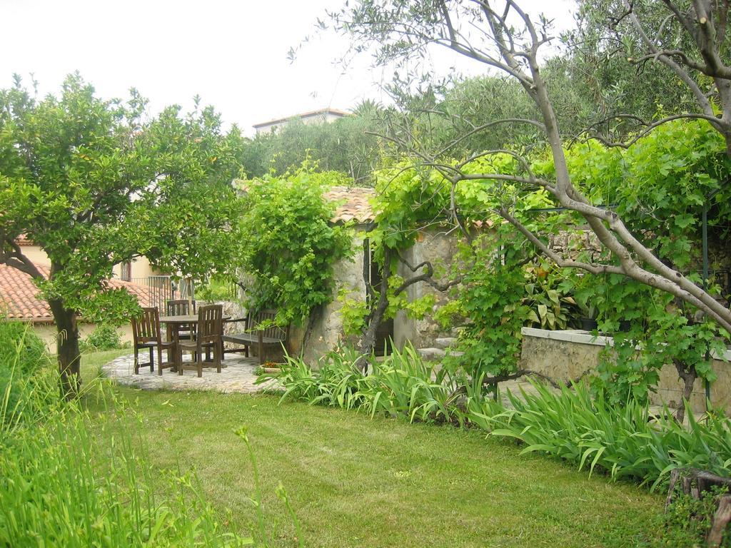 Mas De Vence - Hotel-Restaurant Екстериор снимка