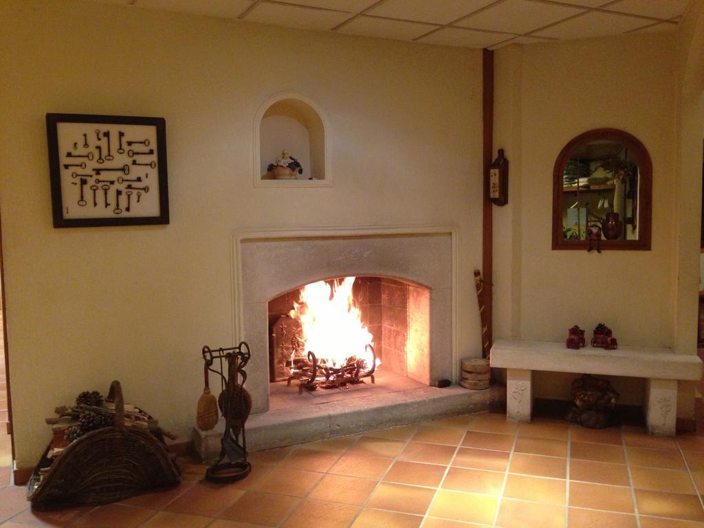 Mas De Vence - Hotel-Restaurant Екстериор снимка